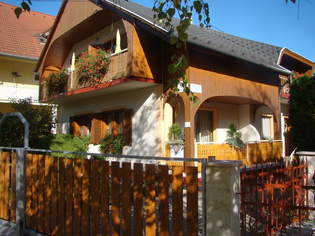 Viragoskert Apartman Hévíz Extérieur photo